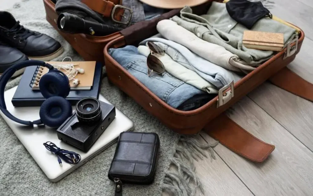 What are the Do’s and Don’ts of Packing - Put heavier items at the bottom of your luggage